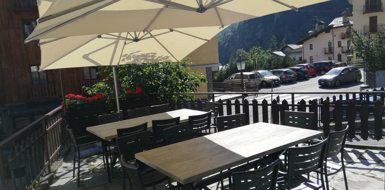 Hotel Meuble Meridiana Valtournenche Εξωτερικό φωτογραφία